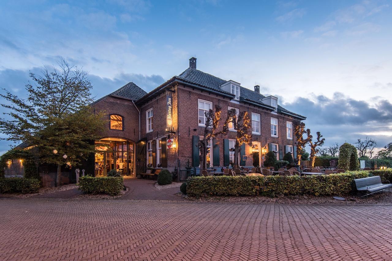 Veerhuis Opheusden Hotel Exterior photo